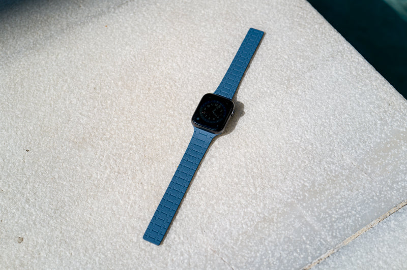 Arctic Blue Royal Mag Apple Watch Band