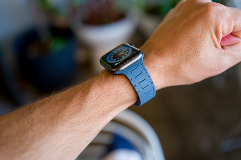 Arctic Blue Royal Mag Apple Watch Band