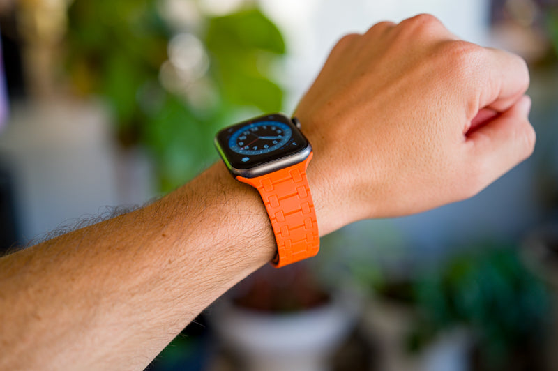Orange Royal Mag Apple Watch Band