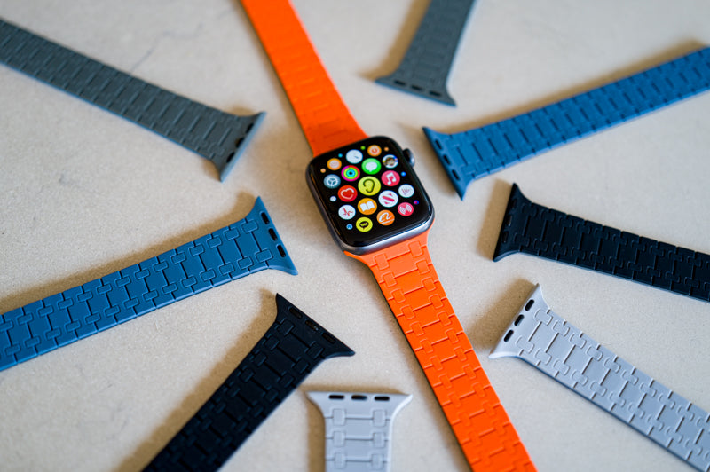 Black Royal Mag Apple Watch Band