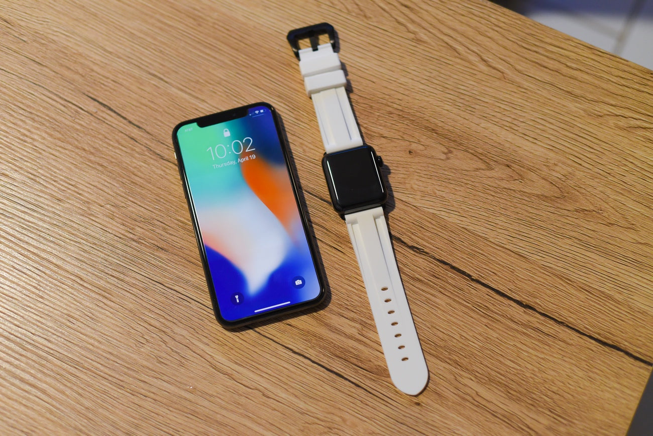 White Rubber Apple Watch Strap - Apple Watch Strap - Le Luxe Straps