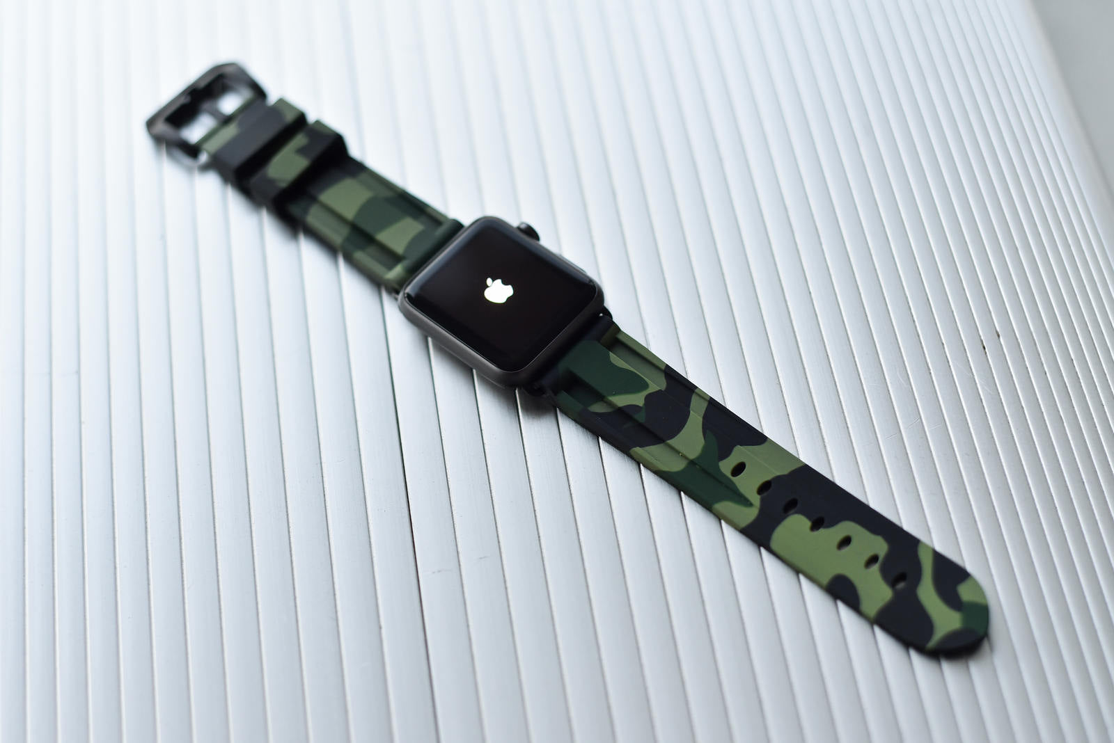 Army Green Camo Apple Watch Strap - Camo Strap - Le Luxe Straps