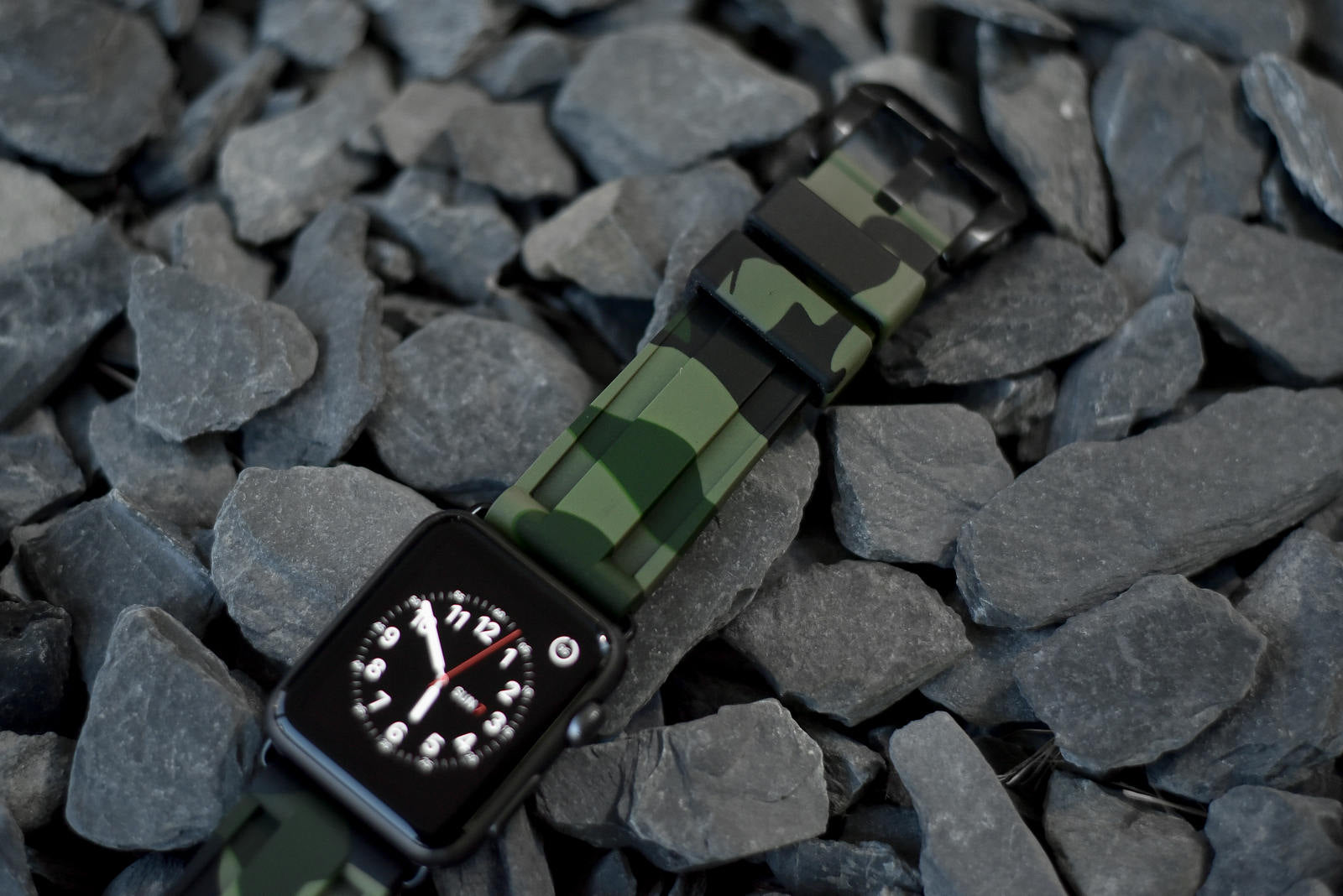 Army Green Camo Apple Watch Strap - Camo Strap - Le Luxe Straps