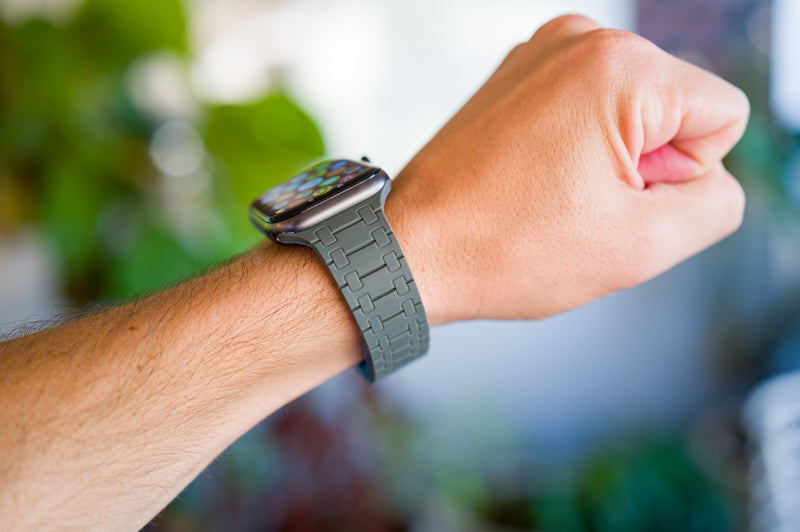 Grey Royal Mag Apple Watch Band