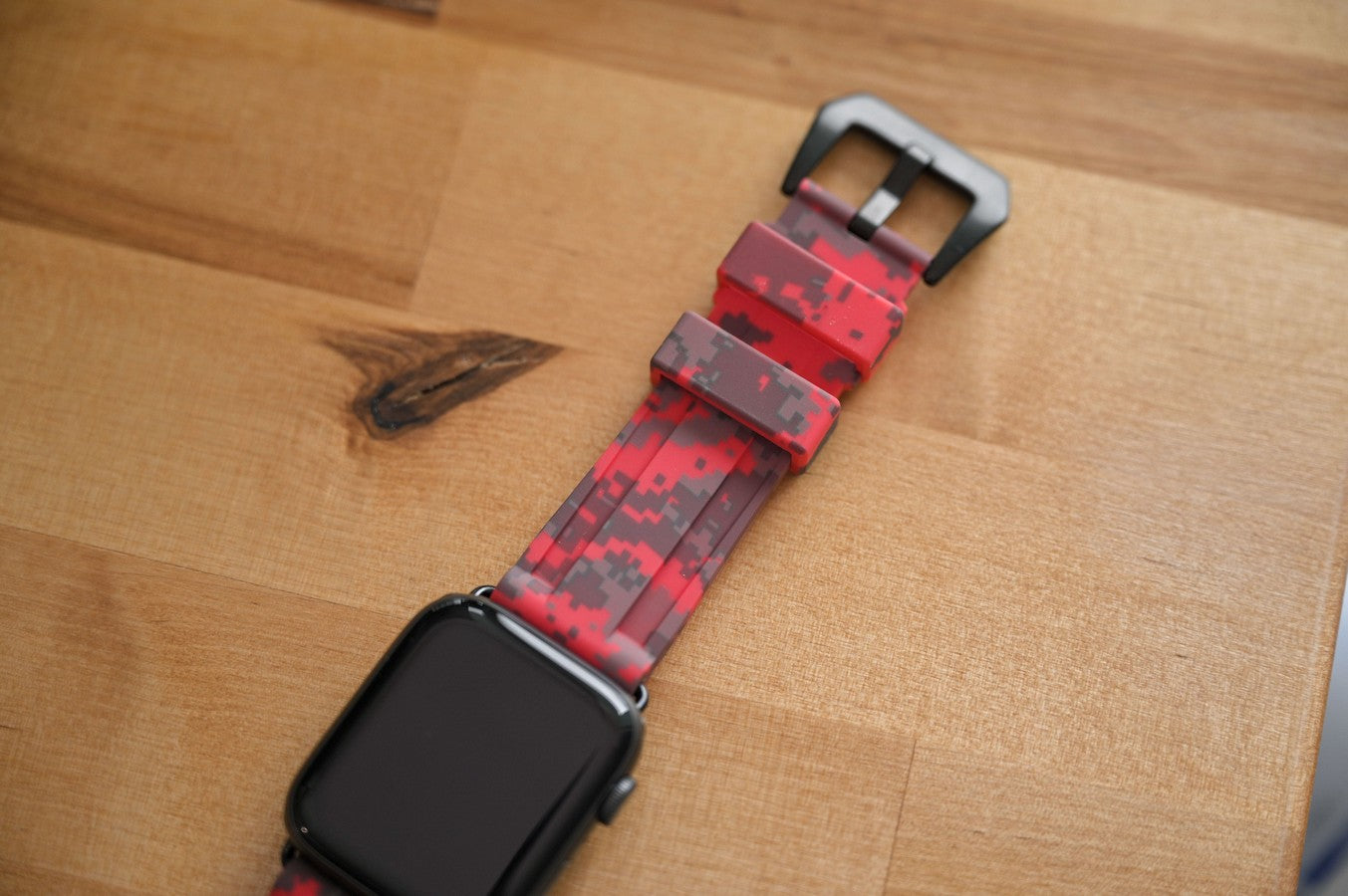 Red Digital Camo Apple Watch Strap - Apple Watch Strap - Le Luxe Straps